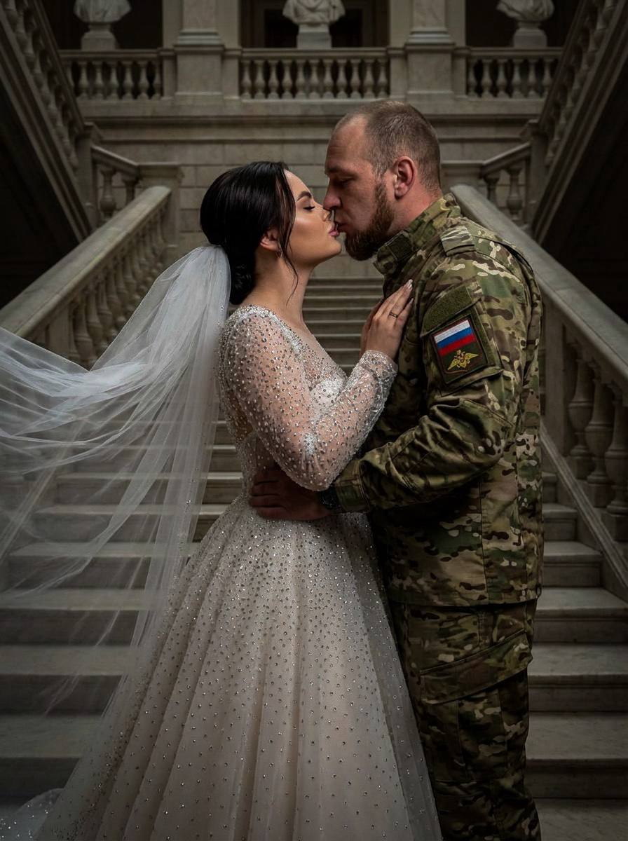 Кинематографический портрет лица девушки и...