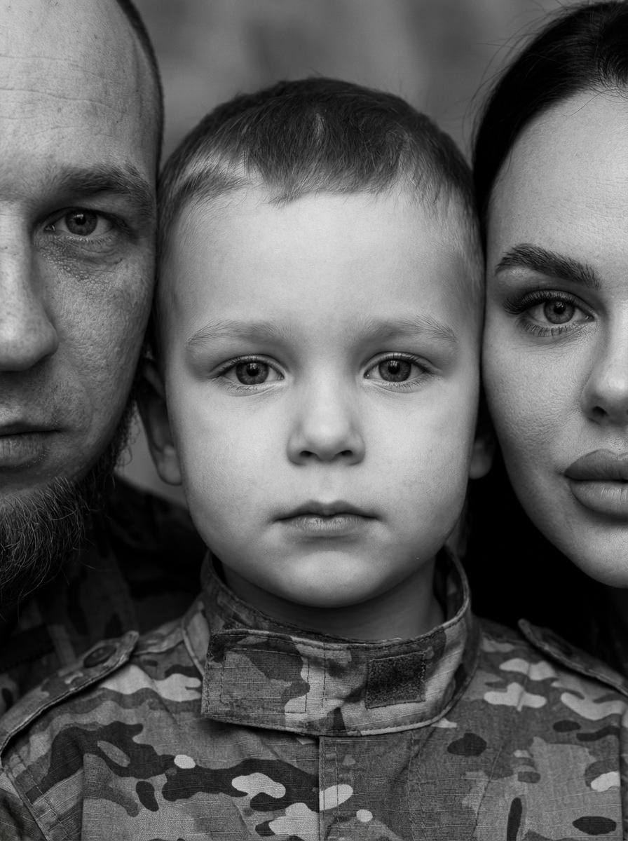 Ультрареалистичный черно белый портрет кру...