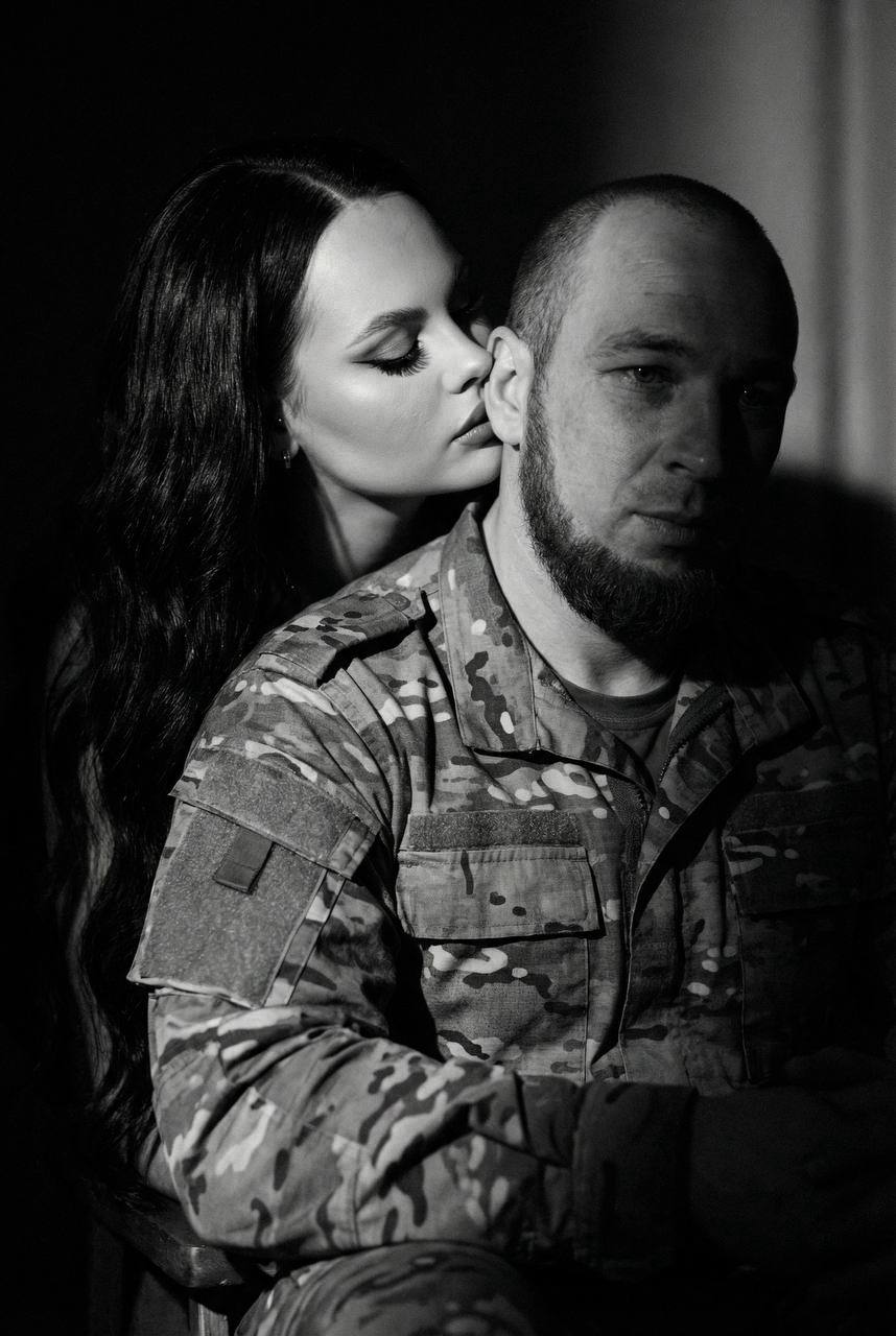 Создай портрет, не меняя черты лица