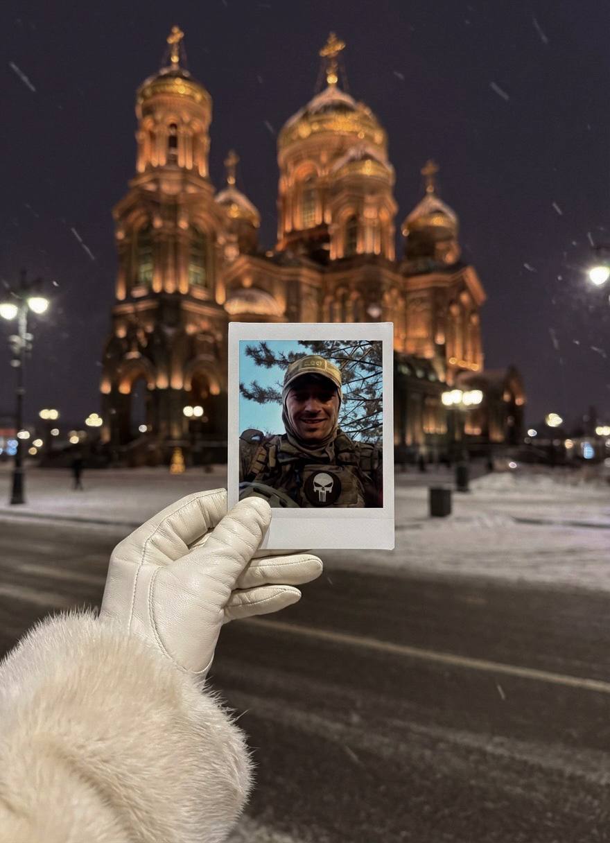 Создай реалистичное фото