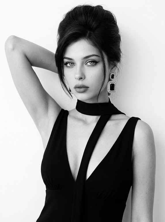 Создайте ИИ-фото: ч/б портрет в стиле Vogue