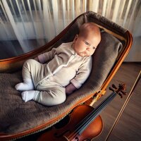 Dedos Pequeños Del Pie Hacen Ritmos - Susurros de Cuna & Ambiente de guardería & Bebé duerme tatata