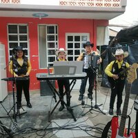 La Mosca La araña norteño Banda - CRUZ YAKAMAR