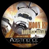 Moon - Rodrigo Risso & Hiero