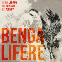 Pique-nique à Conqueyrac sur une voie de chemin de fer inondée un certain 12 Août 2013 - Matthieu Lebrun & Jordi Cassagne & Julen Achiary