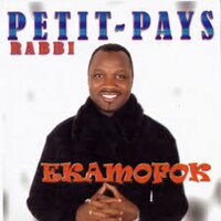 L'amour sur la plage - Petit Pays