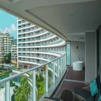 Energetic Weekend Staycation - Slow Smooth Jazz