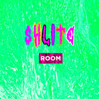В белом малышка - Room