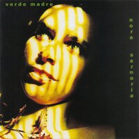 Más Cerca del Centro - Nora Sarmoria