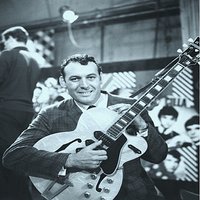 Everybody's Trying To Be My Baby - Carl Perkins