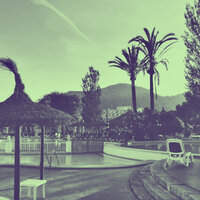 Festive Traveling - Restaurant Music Deluxe