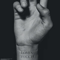 Loves Touch - Thomas Irwin