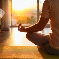 Sesiones De Música De Meditación Enfocada - Domingo de paz interior & Serenidad celestial & Sonidos de Cascada