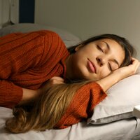 Gentle Sounds for Evening Calm - Fine Dining Music & Sleep Aid For Insomnia & Quiet Night Sleep