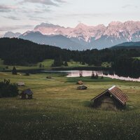 In Your Zone - White Noise Sound Garden & Lullabies for Deep Meditation & Soothing Chill Out For Insomnia