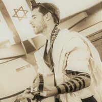 הצדיק ששר בנחל - Asaph Neve Shalom