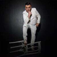 Au Innebunit Femeile - Liviu Guta