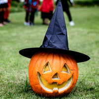 Ghoulish Whispers - All Hallows' Eve, Halloween Party Songs, Halloween Hit Factory & All Hallows' Eve & Halloween Hit Factory & Halloween Party Songs