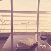 Peaceful Ambience for Restaurants - Upbeat Instrumental Music
