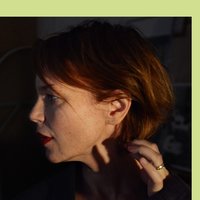 Ja kääntyilen ja vetäydyn - Anna Järvinen