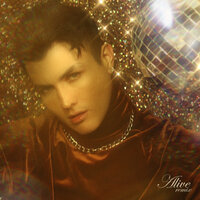 Alive - Poker Man & Sergio Villanueva