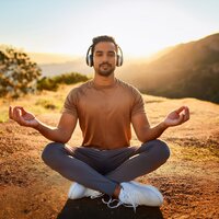 Las Melodías De Meditación Alivian El Estrés - Curación de Energías & Meditación del sueño & mar de olas