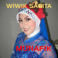 Munafik - Wiwik Sagita