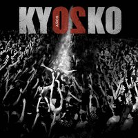 Distancia Infinita / Marionetas (En Vivo) - Kyosko