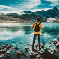 Cuerpo Y Alma - Masajes Spas & Naturaleza Sonidos & Meditação Yoga Maestro