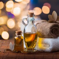 Masaje Relajante Sonoro Nocturno - Transmisión serena & Terapia de lluvia & Musa del Spa