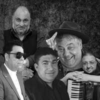 UITE DOAMNE CUM E VIATA - Gicu Petrache