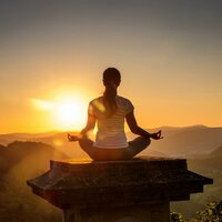 Melodías Tranquilas Zen Para Relajarse - Flotar en el cosmos & Club de música de meditación & Lluvia del Bosque Mágico