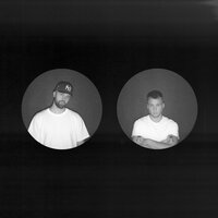 Första Tjing - Theo Ama & Clayton