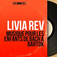 7 Piano Pieces, Op. 11: No. 3, Il pleut dans la ville - Lívia Rév