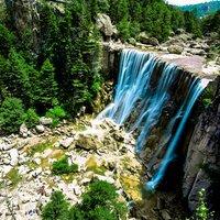 Waterfalls 8D - Nature Sounds & Natur Musikanten & Key Humphrey & Vapourse