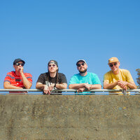 100 Degrees - Thundamentals & Horrorshow & Thom Crawford