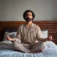 Ecos Tranquilos Para Un Silencio Reparador - Música de meditación 528 Hz & Meditaciones para Dormir & Olas del Atlántico