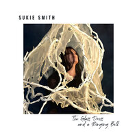 A Ringing Bell - Sukie Smith