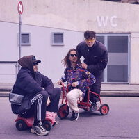 En tricycle dans la city - Toni-k & Armand Nébuleux & Futur lex & Ali