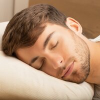 Calma Nocturna Con Ecos Reconfortantes - Ecos del Silencio & Sueño profundo REM & Sonidos de lluvia para dormir