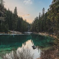 Babbling Habitation - Ambient Forest & Ambient Nature White Noise & Natural Sounds
