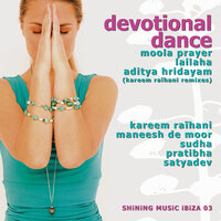 Moola Prayer - Sudha & Maneesh de Moor & Kareem Raihani