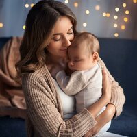 Noches De Guitarra Para Bebés - Sonidos de Lluvia y Viento & bebes geniales & Música Clásica Para Bebes TaTaTa