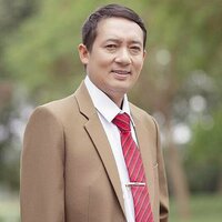Thuê bao đang bận đi chơi với bố mẹ - Chien Thang