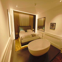 Background for Weekend Hotel Stays - Dinner Music