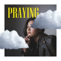 Praying - Pari