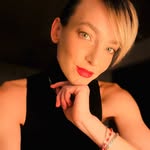 mary_art_model