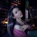 Julii_Bond