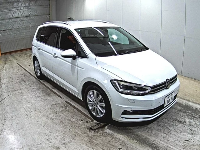 Volkswagen Golf Touran Лот № 2019