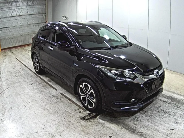 Honda Vezel Лот № 2015